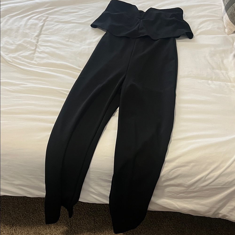 LIKE NEW. Lulu’s Black Women's Jumpsuit